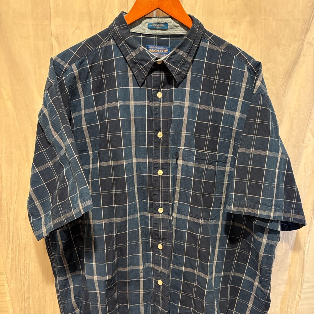 Vintage plaid short sleeve button down mens Pendleton XL shirt casual